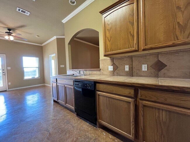 Building Photo - 3140 Breton St