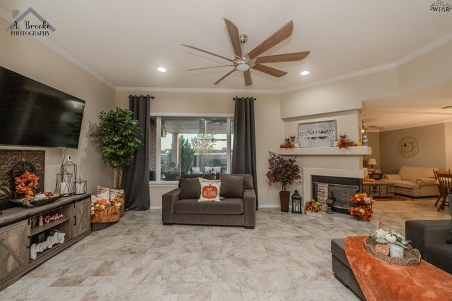 Building Photo - 4901 Belair Blvd