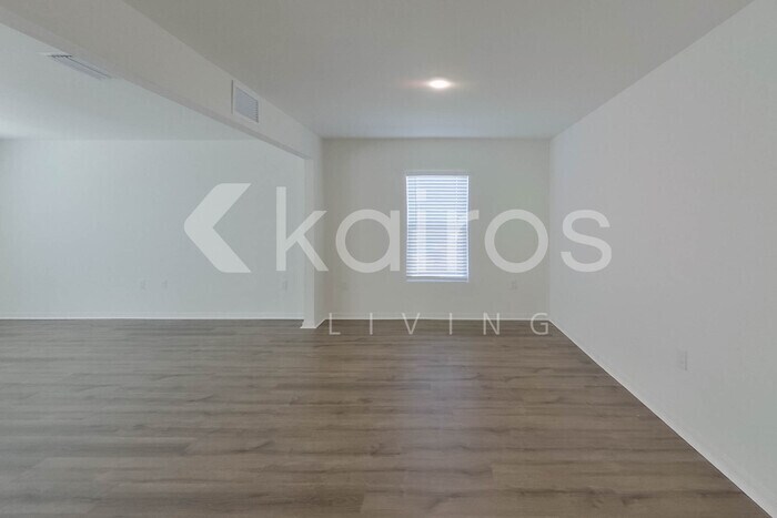 Building Photo - 262 Grenada St NW