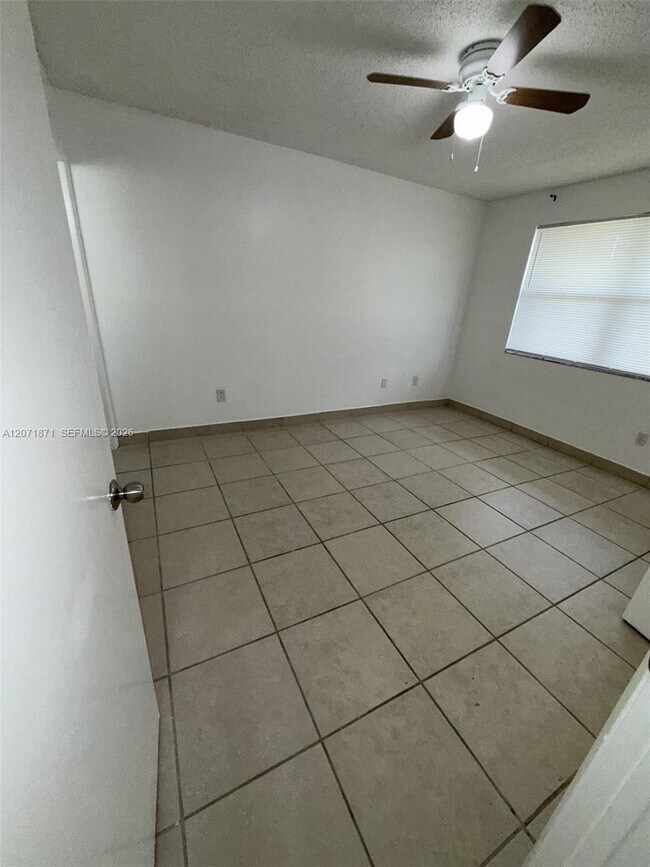 Building Photo - 15324 SW 72nd St