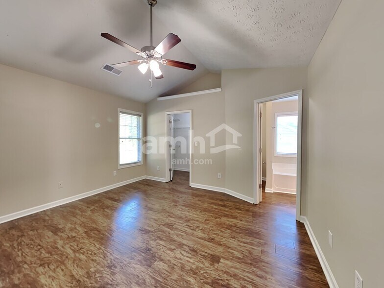 Building Photo - 1425 Bramlett Forest Trl