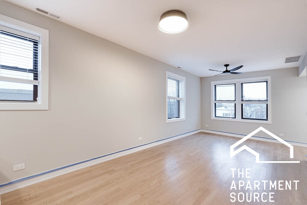 Building Photo - 4410 N Seeley Ave