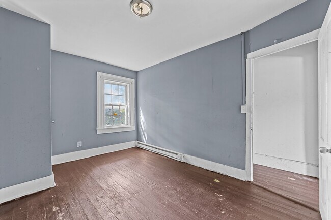 Building Photo - 1222 McKenzie St