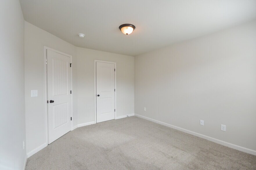 Building Photo - 1100 Jury Ct