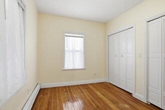 Building Photo - 13 Howard St