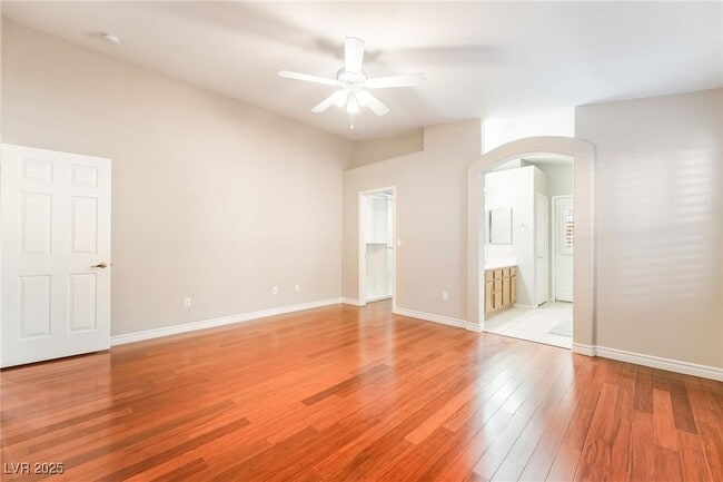 Building Photo - 1385 Dragon Rock Dr