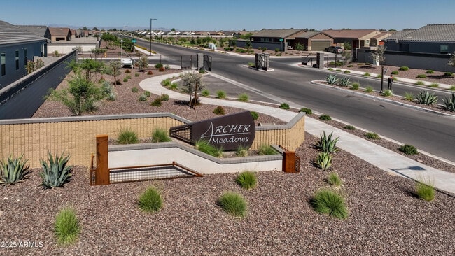 Building Photo - 36810 N Camarillo Dr