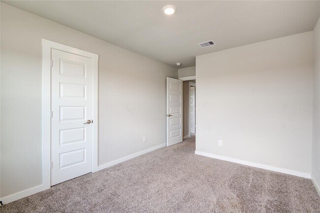 Building Photo - 29423 Travis Trace
