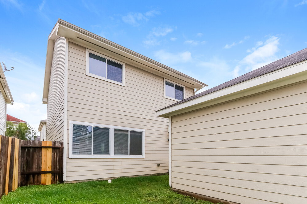 Building Photo - 1671 Nichole Woods Dr