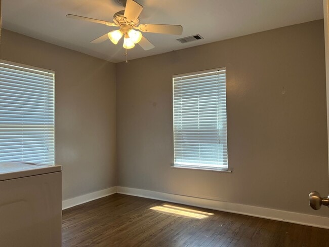 Building Photo - 4306 Orange St