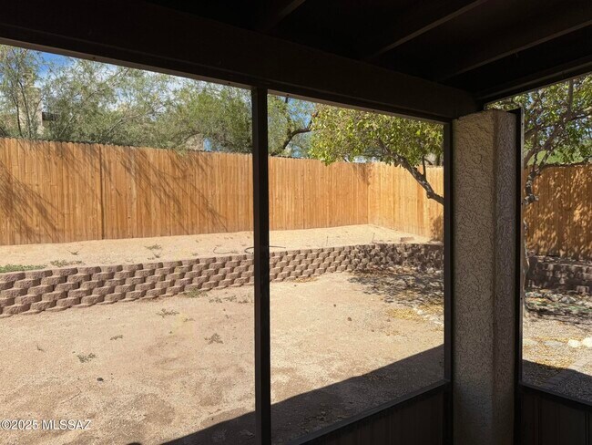 Building Photo - 4420 W Rockwood Dr