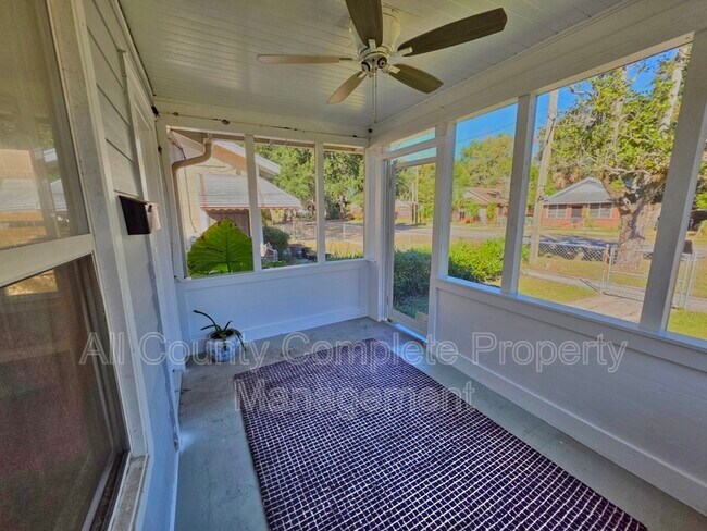 Building Photo - 616 Woodbine St