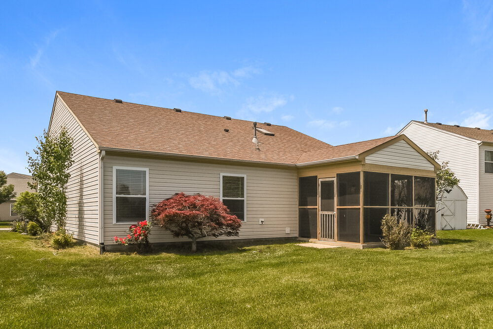Building Photo - 1295 Spring Lake Dr