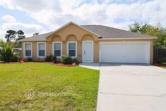 Building Photo - 420 NW Byron St