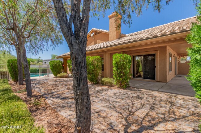 Building Photo - 17303 E Caliente Dr