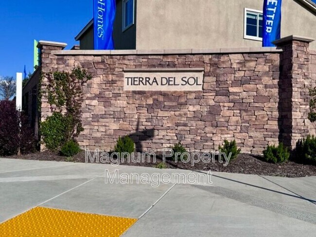 Building Photo - 36330 Albus Ave