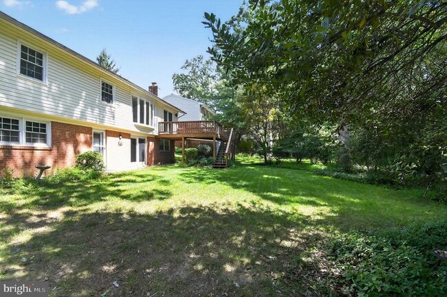 Building Photo - 8233 Stonewall Dr