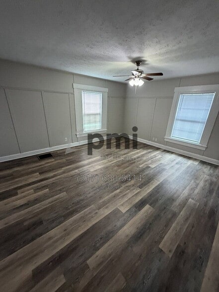 Building Photo - 1327 W 32nd St