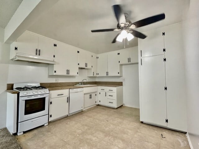 Building Photo - 7722 Cypress Dr