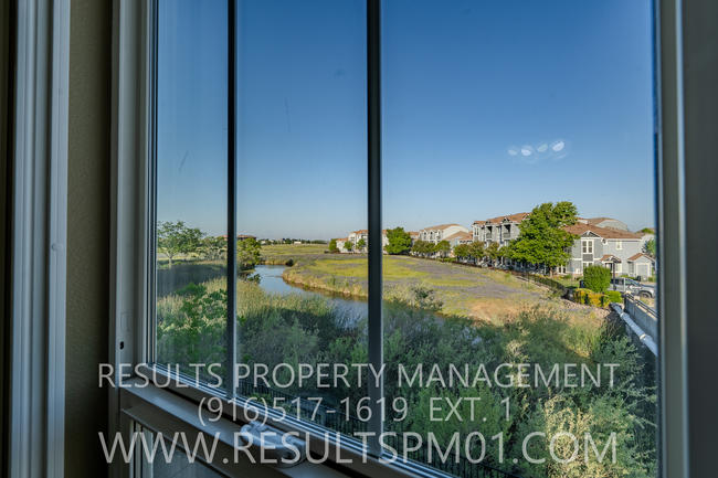 Building Photo - Beautiful Townhome in Rocklin Available Now!