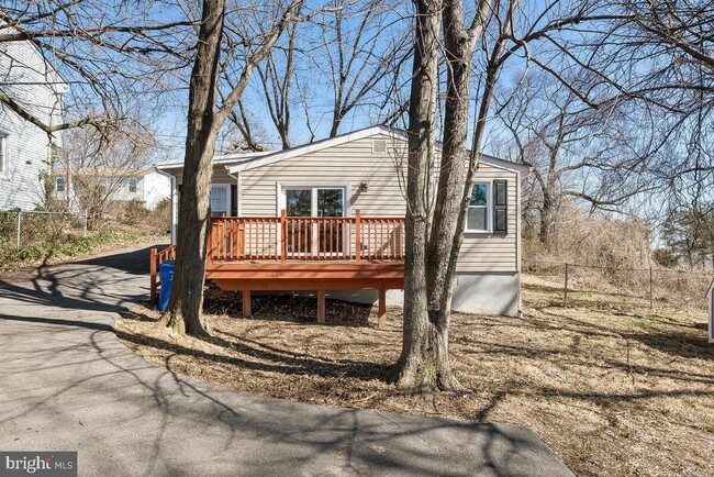 Building Photo - 6466 Loudon Ave
