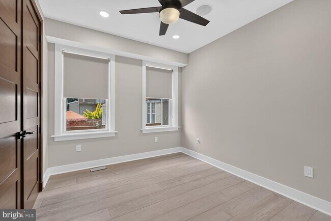 Building Photo - 724 Varnum St NW
