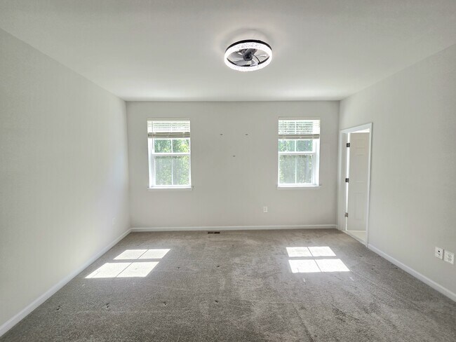 Building Photo - 13146 Dowdens Sta Wy