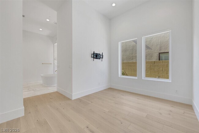 Building Photo - 4803 Verde Bloom St