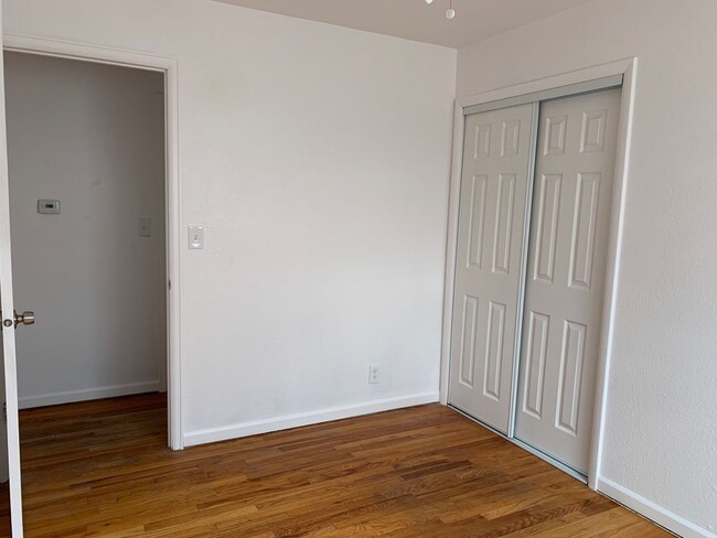 Building Photo - Great 3 Bedroom Home