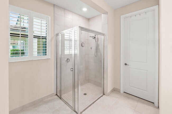 Building Photo - 3263 Dunning Dr