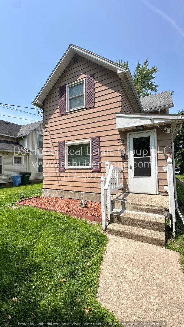 Building Photo - 208 S Eighth St-1