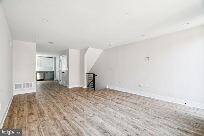 Building Photo - 1437 Parrish St
