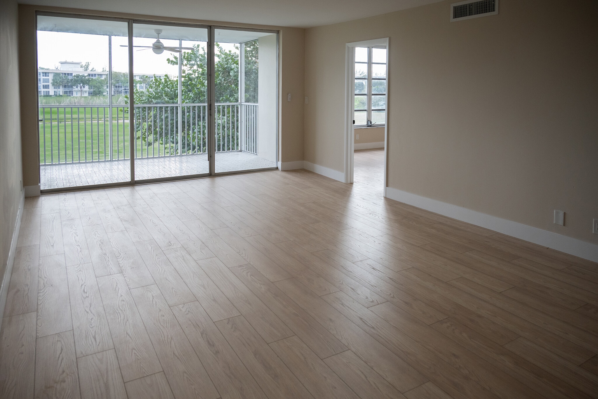 Building Photo - 3000 S Course Dr