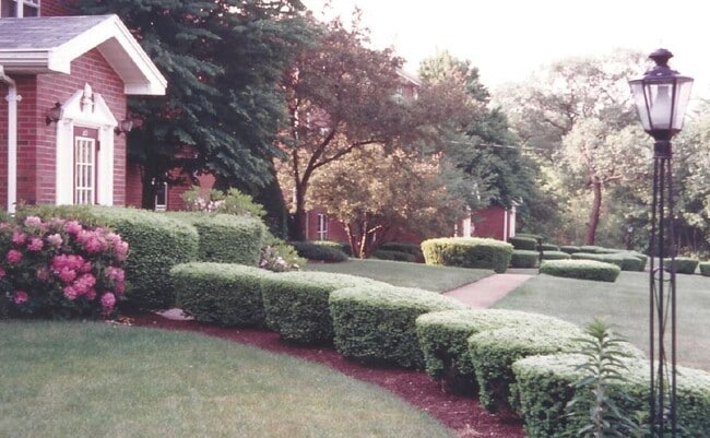 Primary Photo - Briarwood Gardens