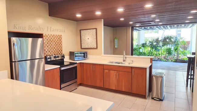 Building Photo - **An OASIS in Hawaii Kai** Mauna Luan * Up...