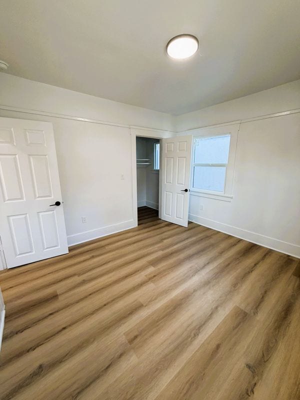 Building Photo - 1175 E Broadway