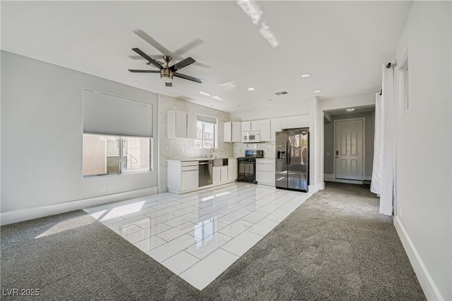 Building Photo - 6048 Attavilla Dr