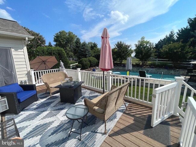 Building Photo - 513 Glenbrook Dr