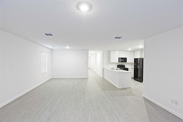 Building Photo - 1937 Ventasso Blvd