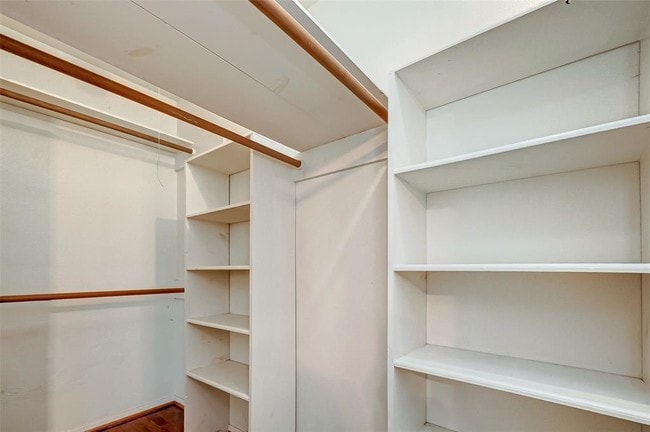 Building Photo - 14719 Wind Cave Ln