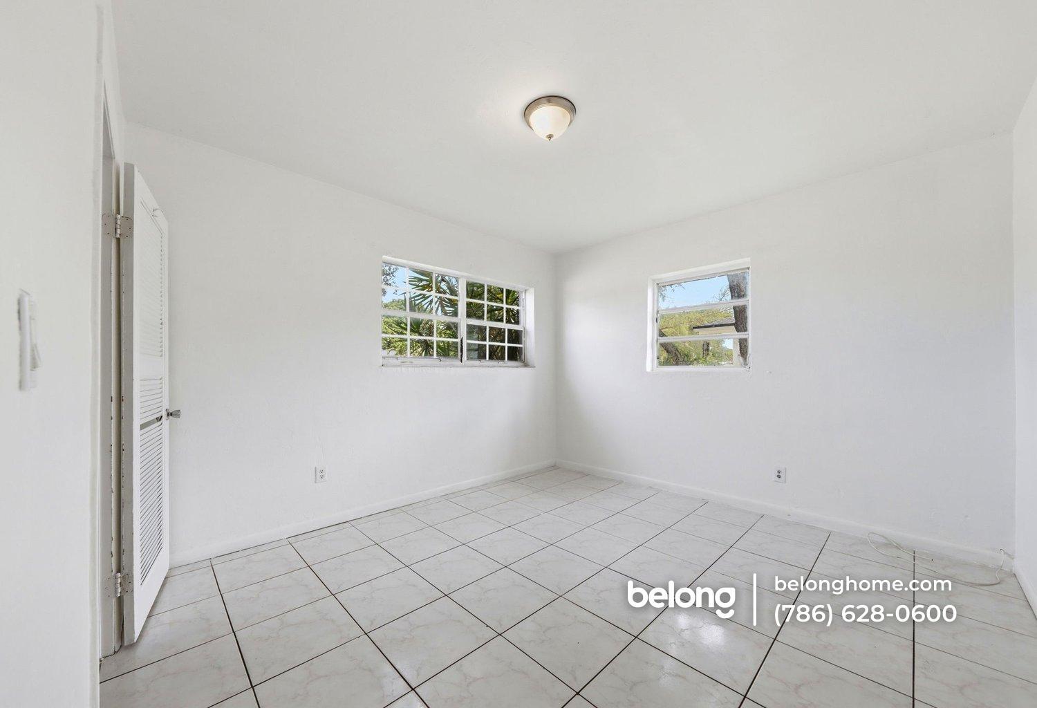 Building Photo - 280 Seaman Ave