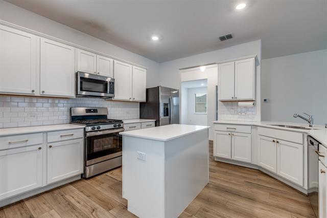 Building Photo - 7936 Lindheimer Ln