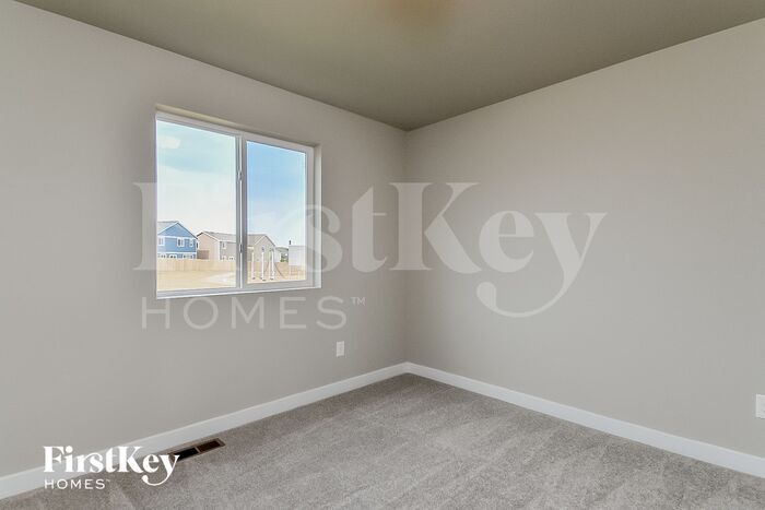 Building Photo - 10321 Luneth Dr