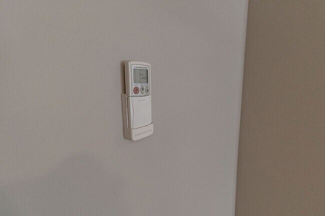 Building Photo - Nowells Subdivision Town Homes - Fully Furnished and Utilities Included