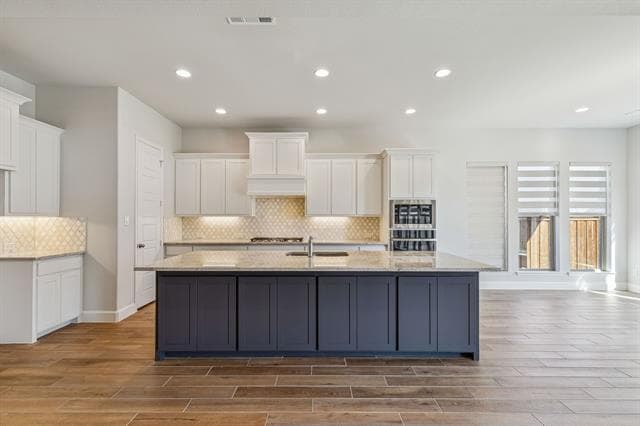 Building Photo - 3300 Honey Suckle Ln