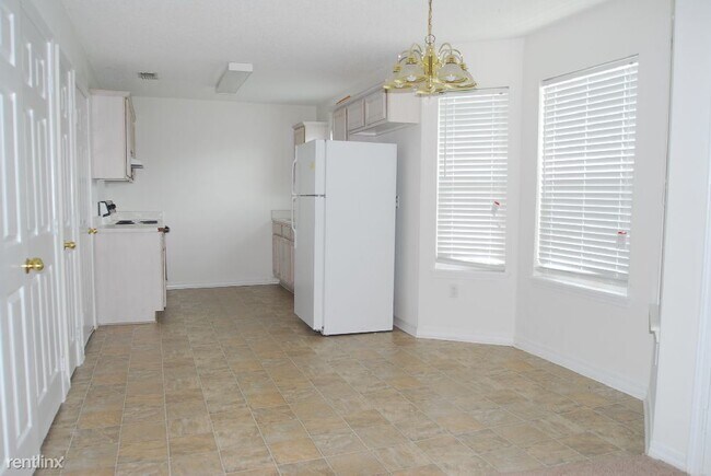 Building Photo - 3 br, 2 bath House - 11176 Hendry Dr