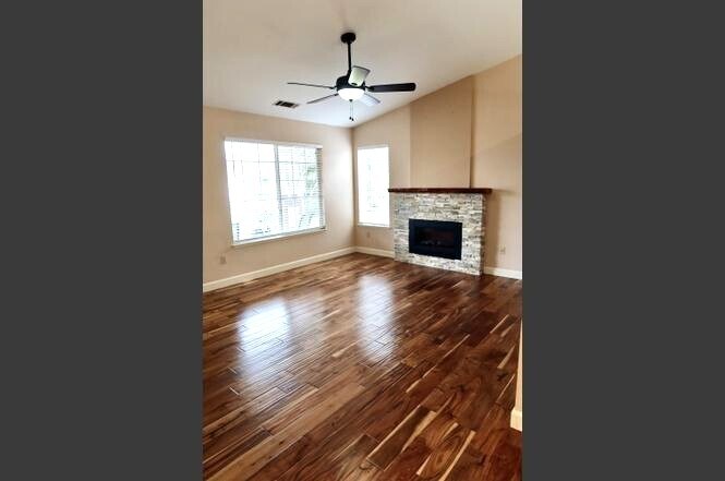 Building Photo - 1143 Grouse Dr