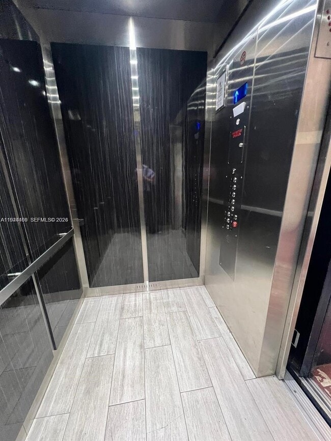 Building Photo - 7035 NW 186th St