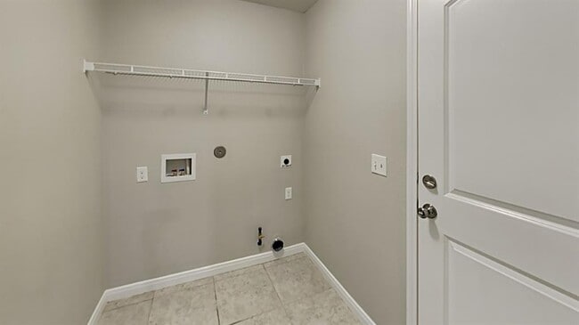 Building Photo - 3300 Brookstone Lakes Dr