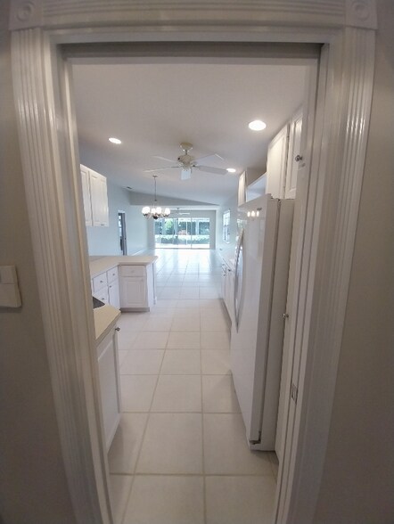 Building Photo - 4159 St George Ln